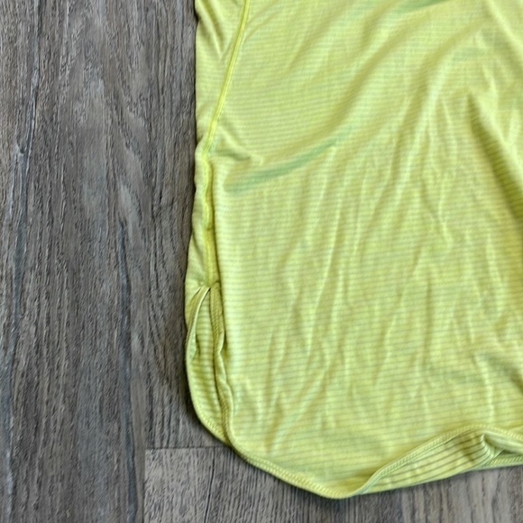 Lululemon Athletica What the Sport Singlet heathered clarity yellow sizing below - Picture 11 of 12
